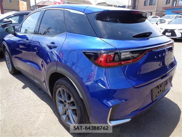 Lexus LBX 2024-03 7251324-5