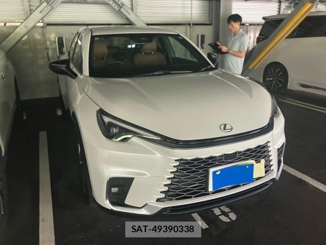 Lexus LBX 2024-06 7272225-0