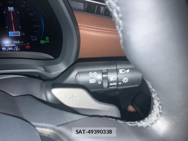 Lexus LBX 2024-06 7272225-12