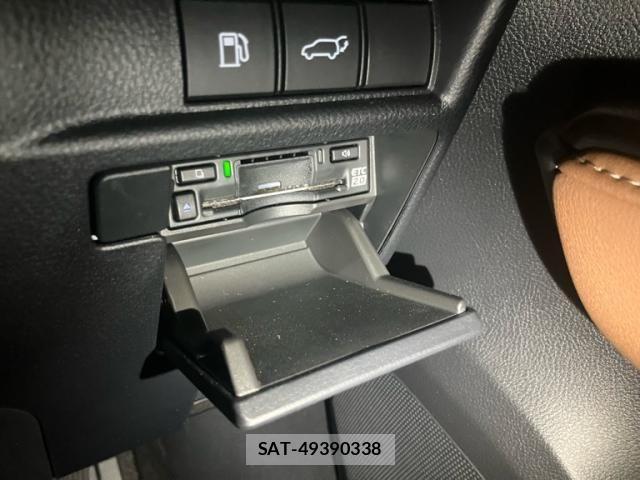 Lexus LBX 2024-06 7272225-19