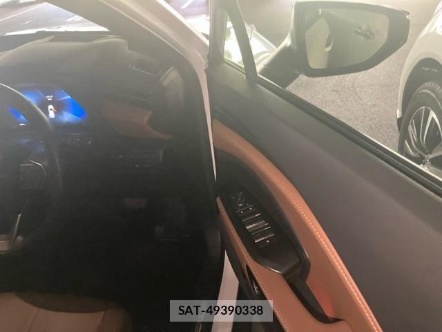 Lexus LBX 2024-06 7272225-7