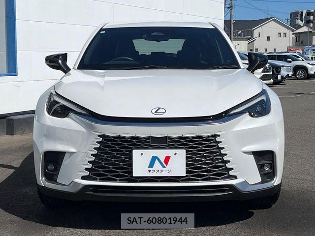 Lexus LBX 2024-09 7272224-13