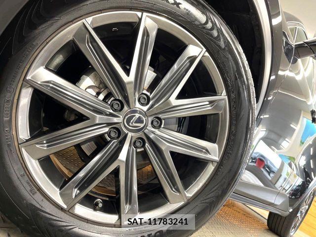 Lexus LBX 2024-02 7328034-12