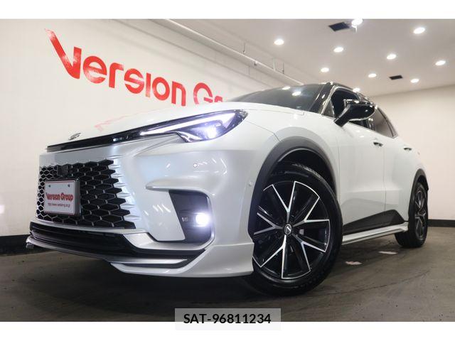 Lexus LBX 2025-10 7328033-9