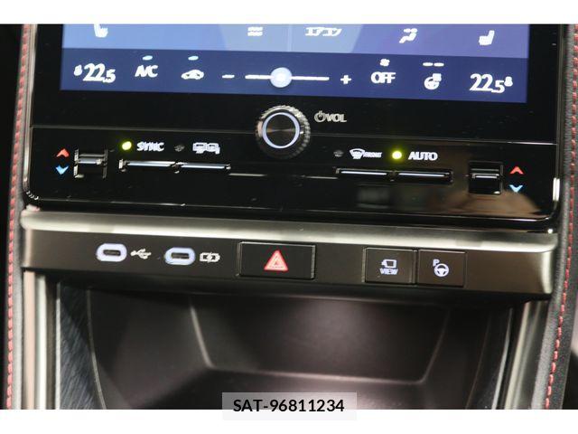 Lexus LBX 2025-10 7328033-16