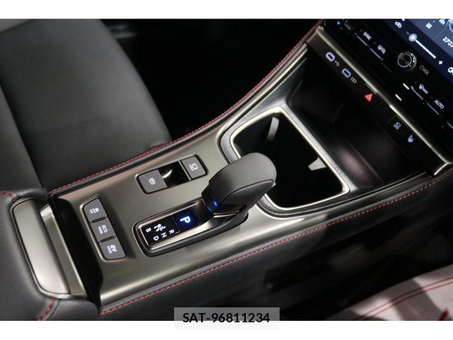 Lexus LBX 2025-10 7328033-8