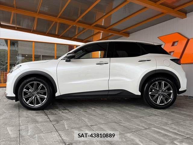 Lexus LBX 2024-05 7328035-11