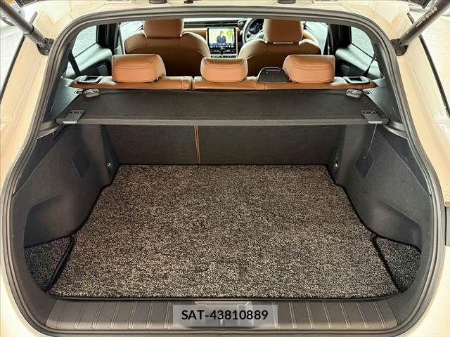 Lexus LBX 2024-05 7328035-19