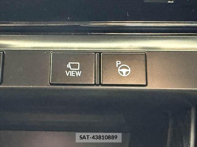 Lexus LBX 2024-05 7328035-4