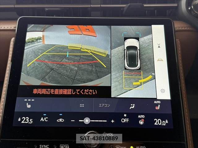 Lexus LBX 2024-05 7328035-6