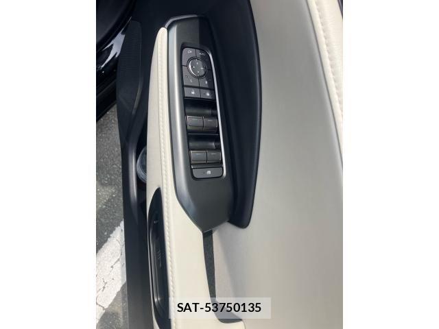 Lexus LBX 2026-01 7328031-13
