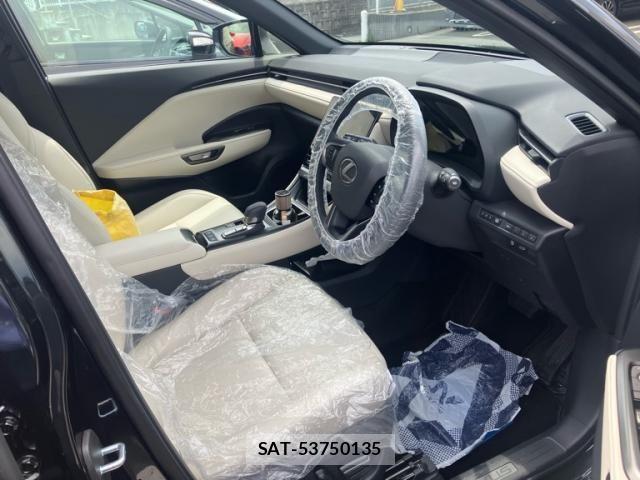 Lexus LBX 2026-01 7328031-16