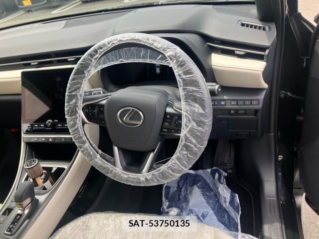 Lexus LBX 2026-01 7328031-19