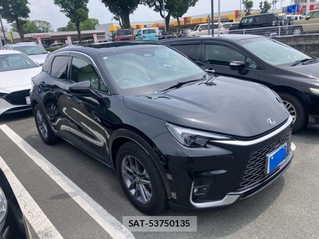 Lexus LBX 2026-01 7328031-2