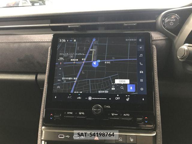 Lexus LBX 2024-03 7358486-10