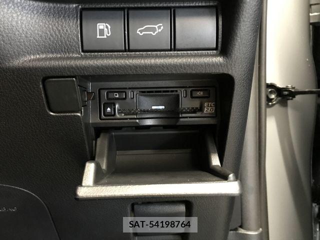 Lexus LBX 2024-03 7358486-18