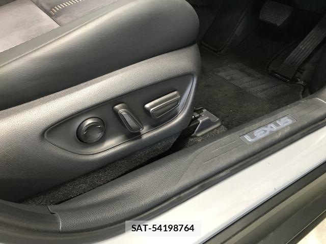 Lexus LBX 2024-03 7358486-19