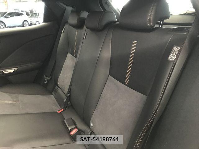 Lexus LBX 2024-03 7358486-8
