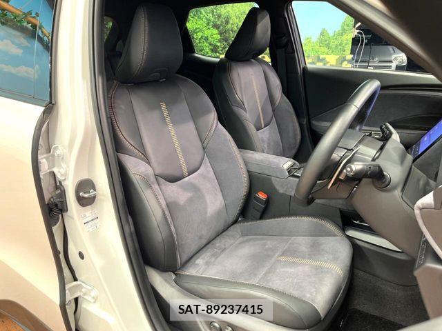 Lexus LBX 2024-07 7358489-10