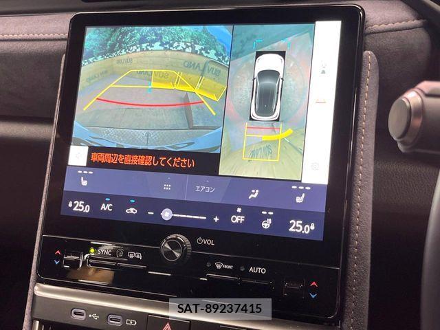Lexus LBX 2024-07 7358489-4
