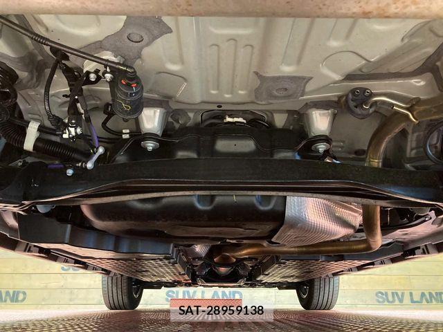 Lexus LBX 2025-04 7358488-18