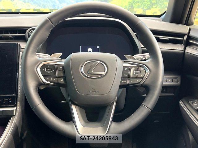Lexus LBX 2025-05 7392673-10
