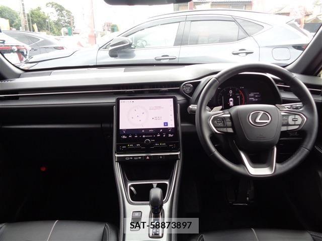 Lexus LBX 2024-07 7455402-11