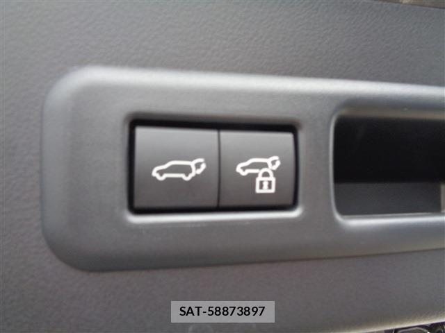 Lexus LBX 2024-07 7455402-14