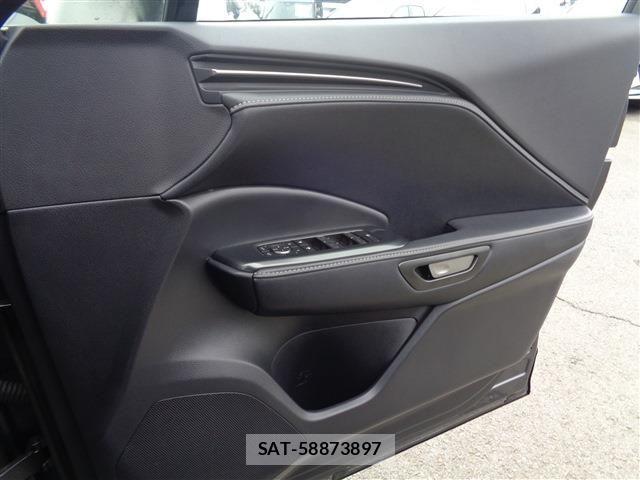 Lexus LBX 2024-07 7455402-26
