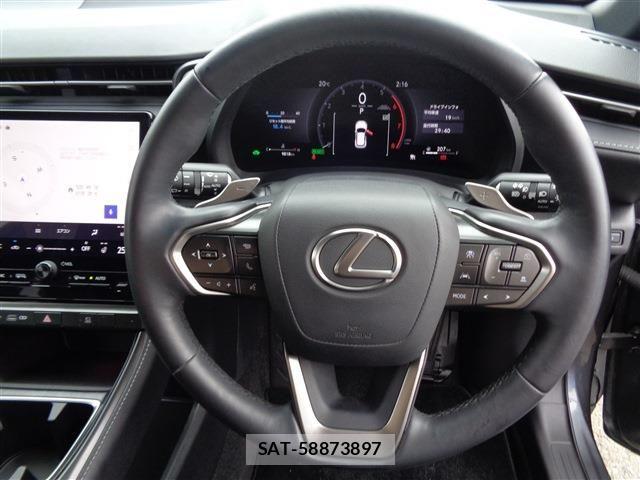 Lexus LBX 2024-07 7455402-29