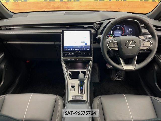 Lexus LBX 2025-12 7455399-1