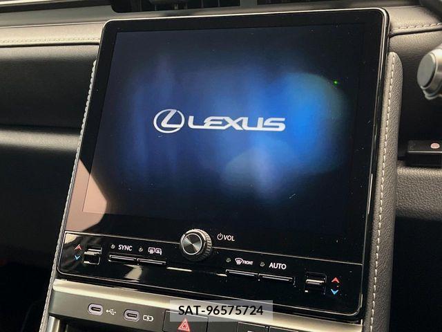 Lexus LBX 2025-12 7455399-2