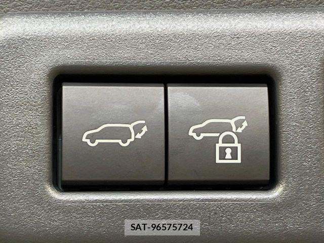 Lexus LBX 2025-12 7455399-7
