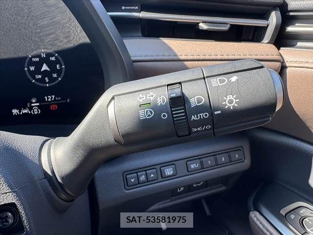 Lexus LBX 2025-09 7455400-29