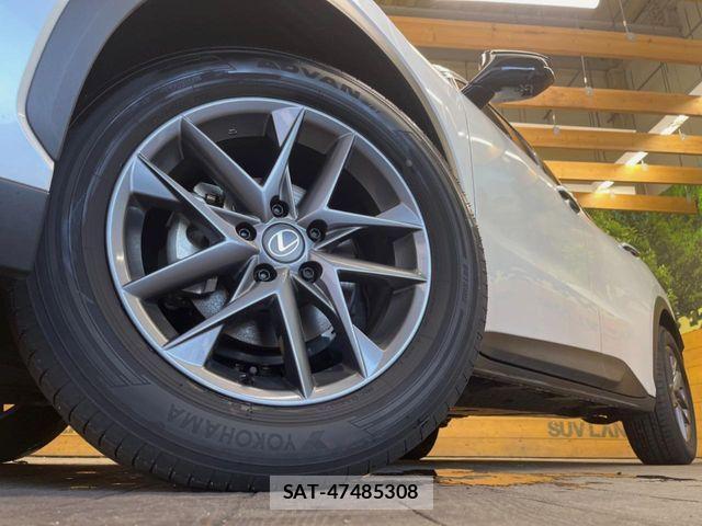 Lexus LBX 2025-07 7455401-12