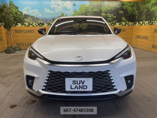 Lexus LBX 2025-07 7455401-13