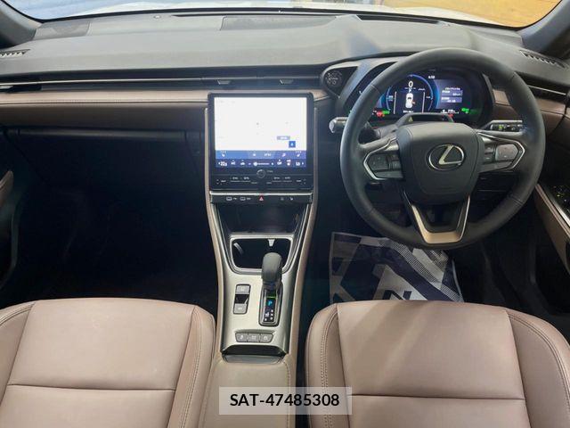 Lexus LBX 2025-07 7455401-1