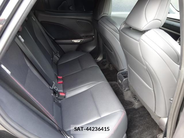 Lexus LBX 2025-04 7455398-11