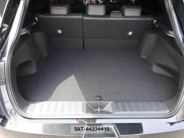 Lexus LBX 2025-04 7455398-19