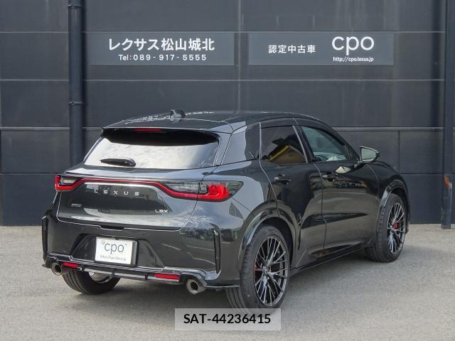 Lexus LBX 2025-04 7455398-3