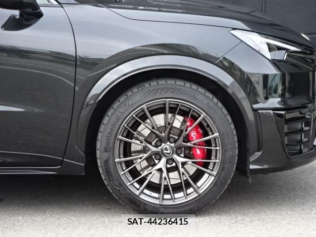 Lexus LBX 2025-04 7455398-8
