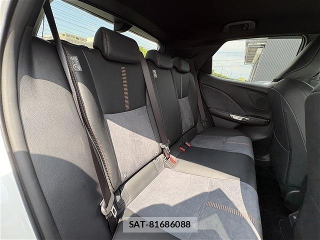 Lexus LBX 2024-07 7501269-17