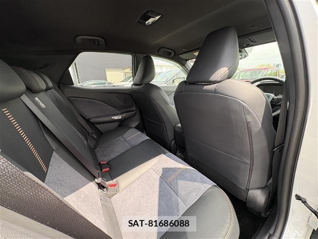 Lexus LBX 2024-07 7501269-18