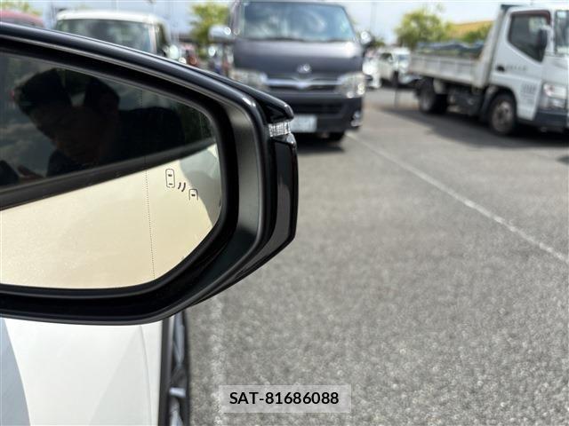 Lexus LBX 2024-07 7501269-20