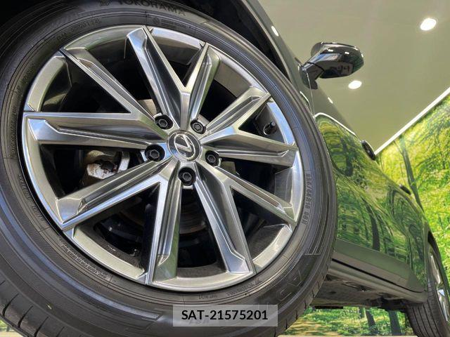 Lexus LBX 2024-02 7501270-12