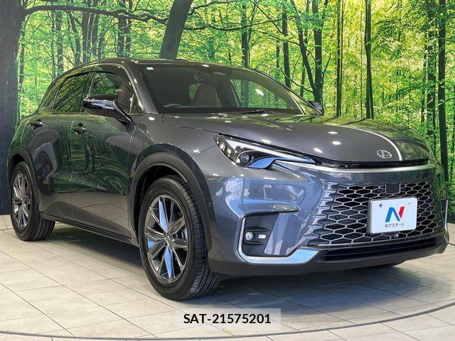 Lexus LBX 2024-02 7501270-15