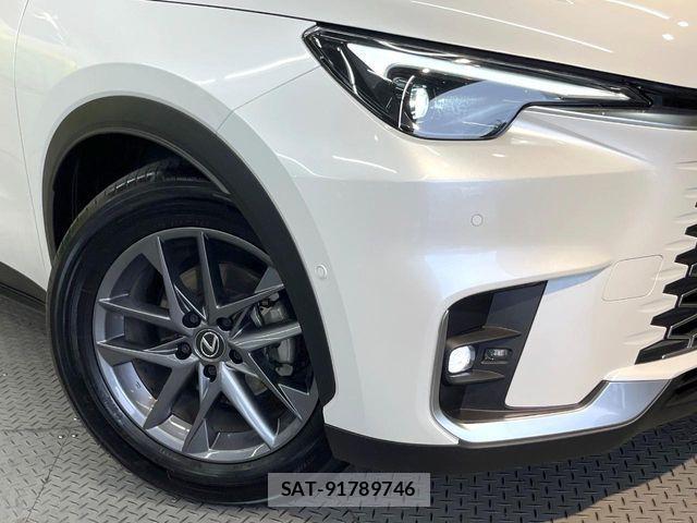 Lexus LBX 2025-03 7501268-11