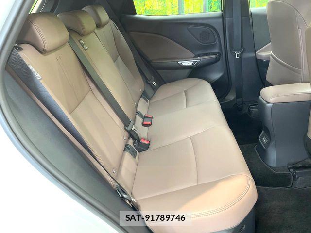 Lexus LBX 2025-03 7501268-8