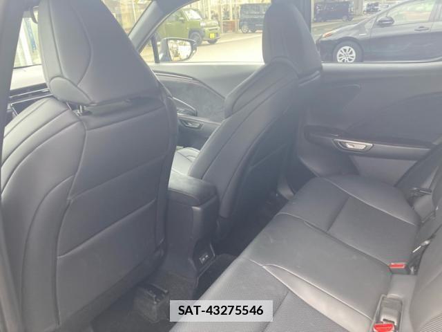 Lexus LBX 2025-11 7501266-15