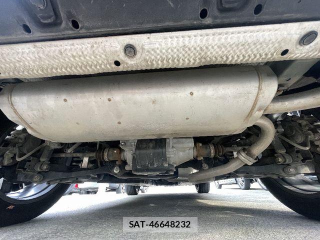 Lexus LBX 2024-03 7562357-22